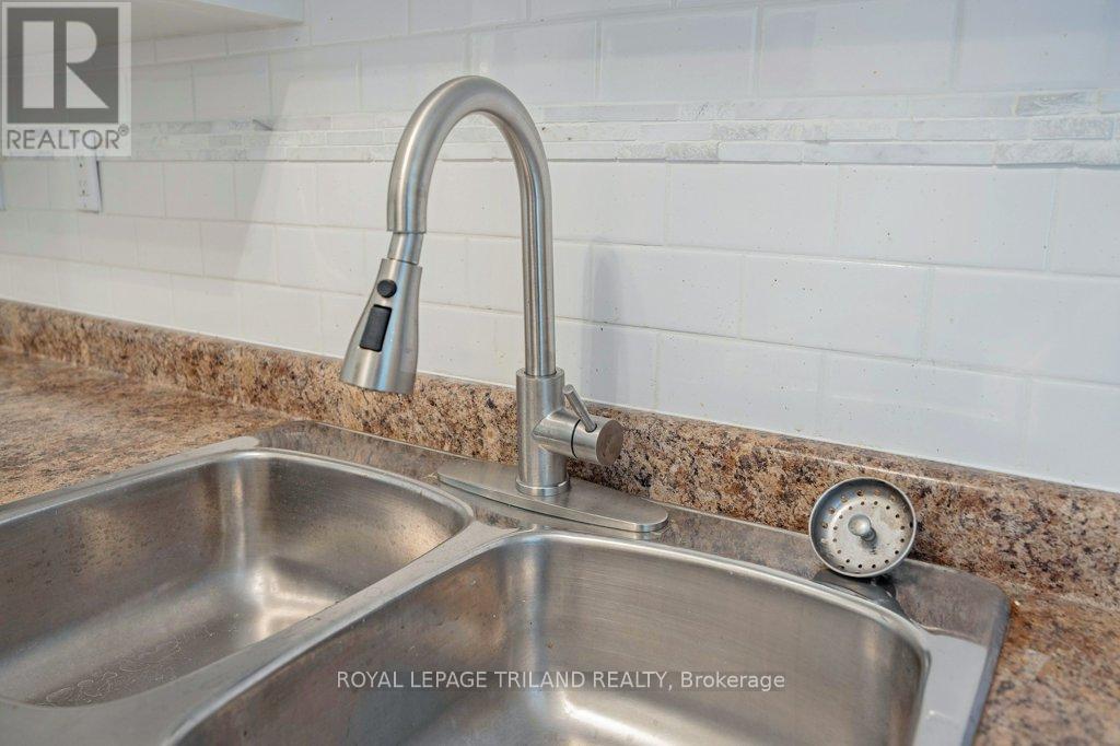 415 - 45 Pond Mills Road, London South, Ontario  N5Z 4W5 - Photo 12 - X12970028