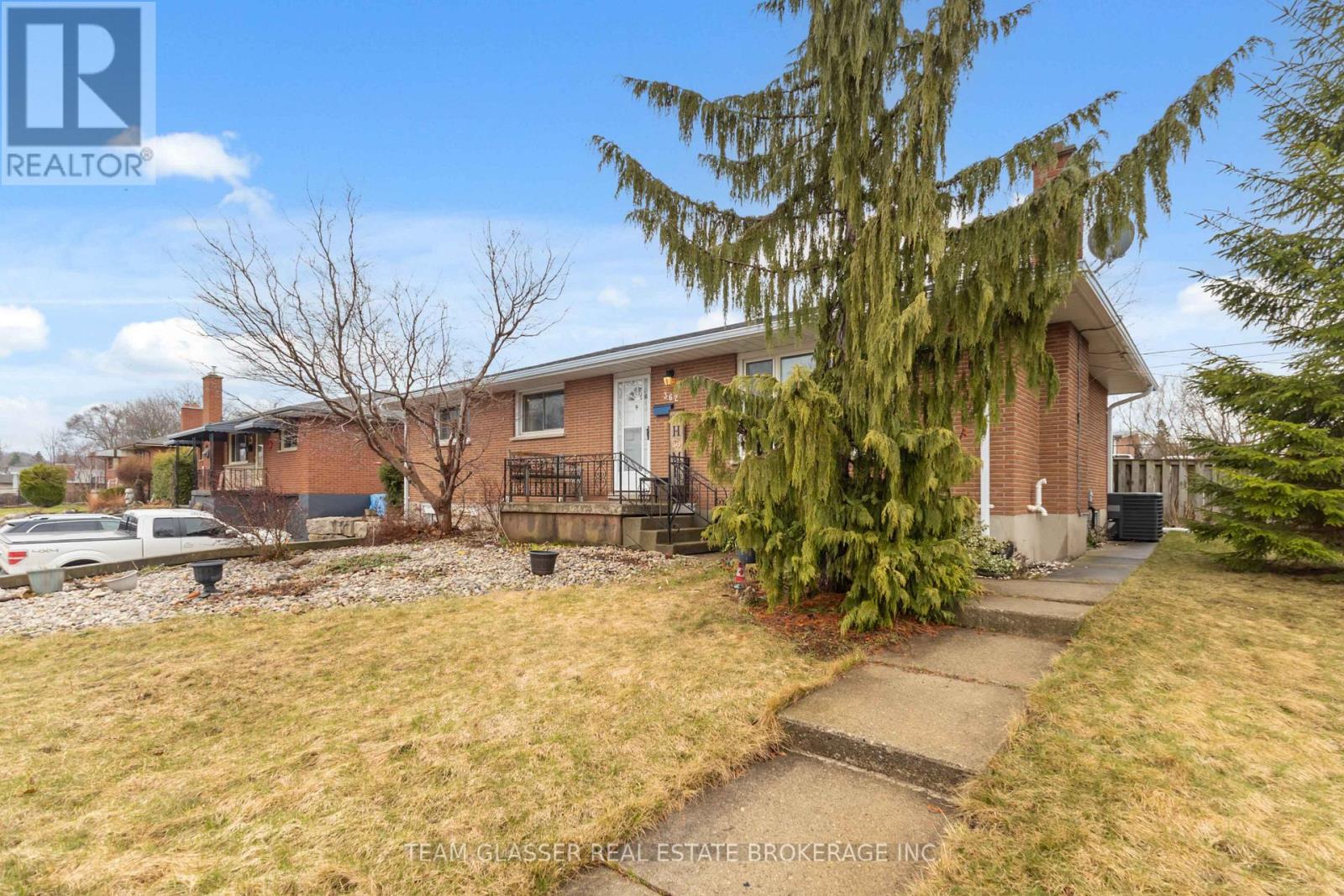 362 Chippendale Crescent, London South, Ontario  N5Z 3G2 - Photo 10 - X12970052