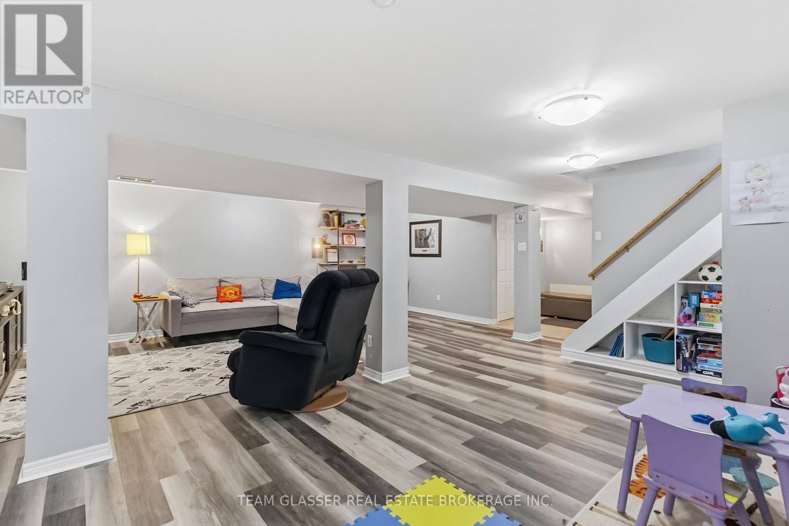 362 Chippendale Crescent, London South, Ontario  N5Z 3G2 - Photo 36 - X12970052