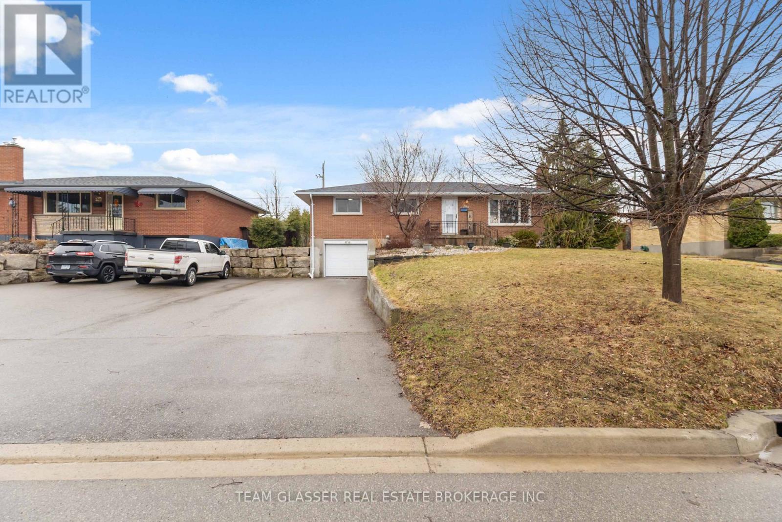 362 Chippendale Crescent, London South, Ontario  N5Z 3G2 - Photo 4 - X12970052