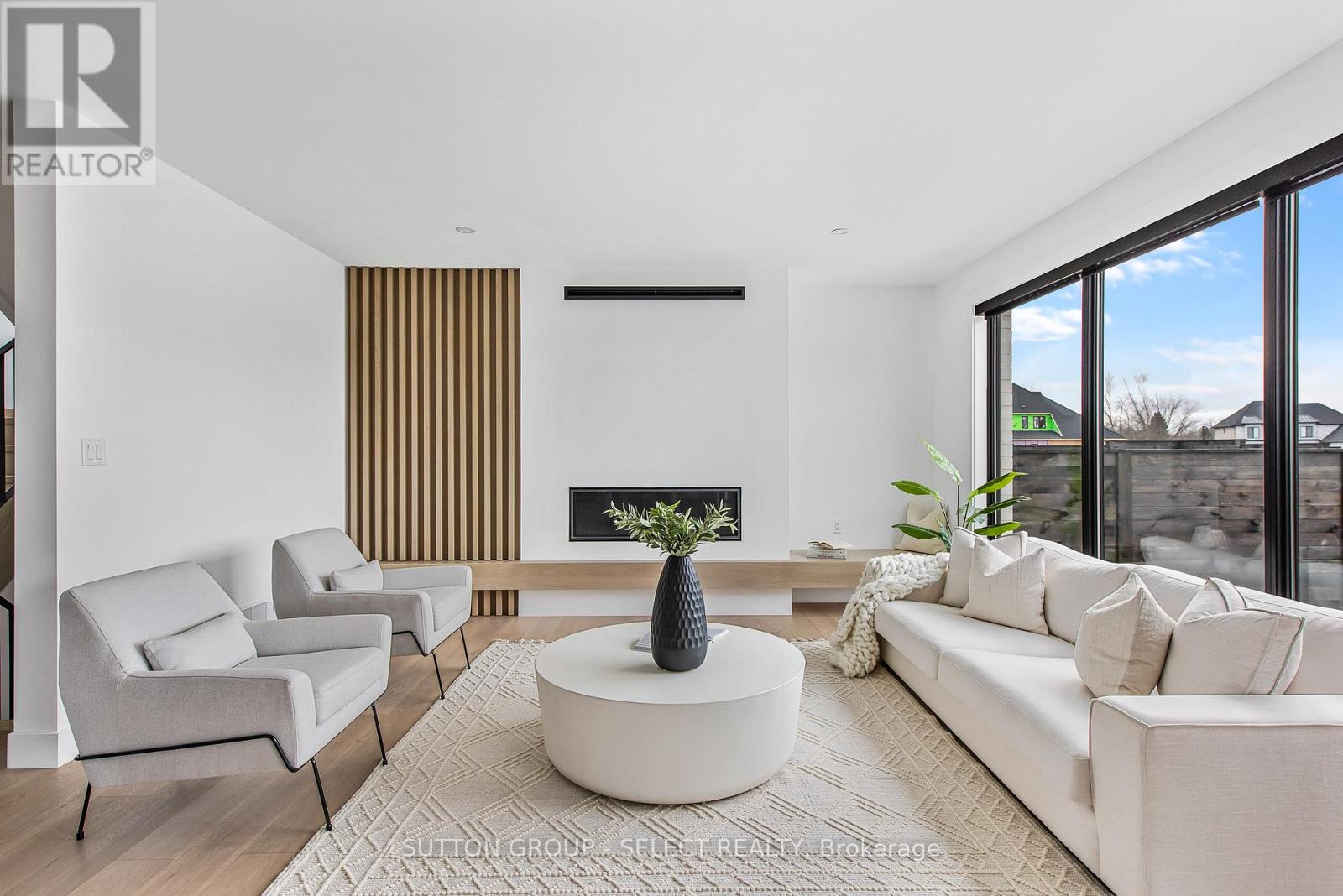 102 Silver Maple Circle, Thames Centre, Ontario  N0M 2P0 - Photo 11 - X12970068