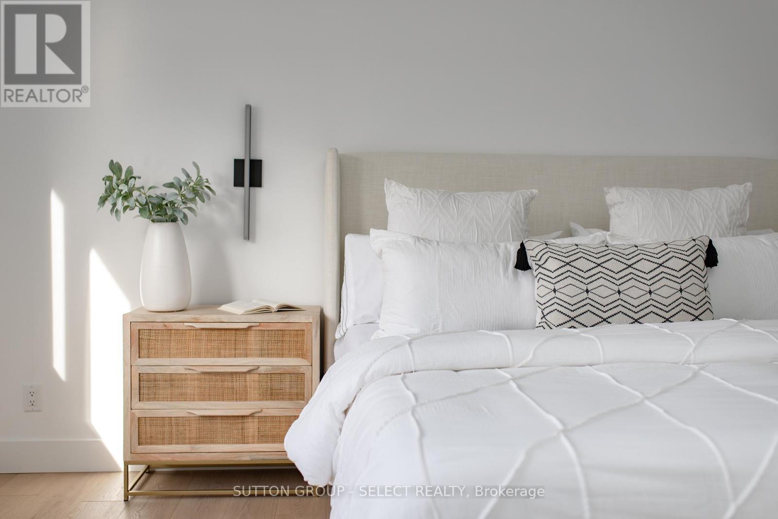 102 Silver Maple Circle, Thames Centre, Ontario  N0M 2P0 - Photo 32 - X12970068