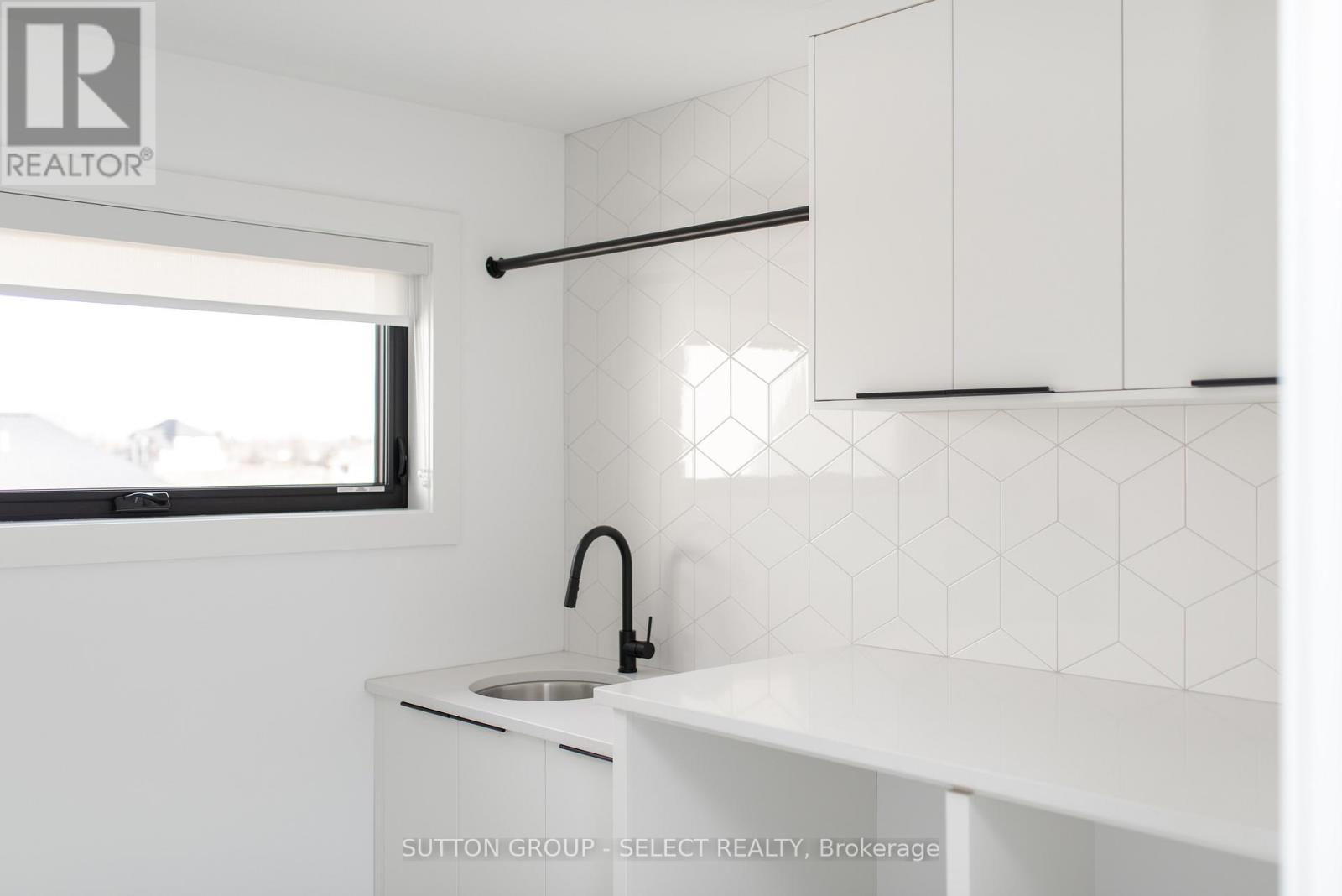 4368 Green Bend Road, London South, Ontario  N6P 0K9 - Photo 37 - X12970072