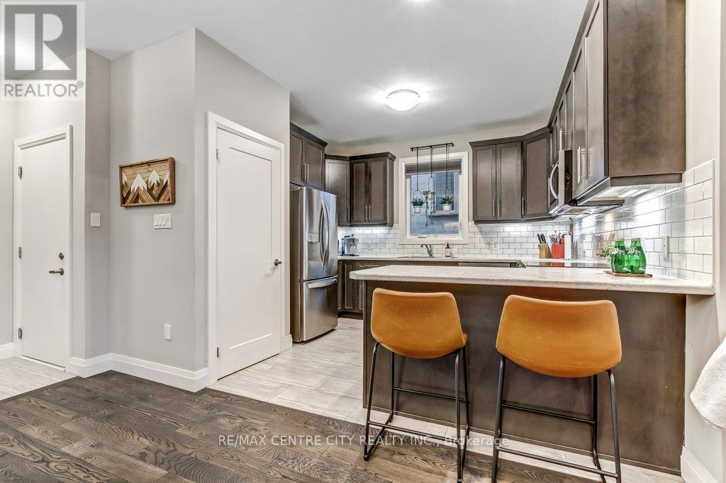 1625 Valhalla Street, London North, Ontario  N6G 0V2 - Photo 12 - X12970076