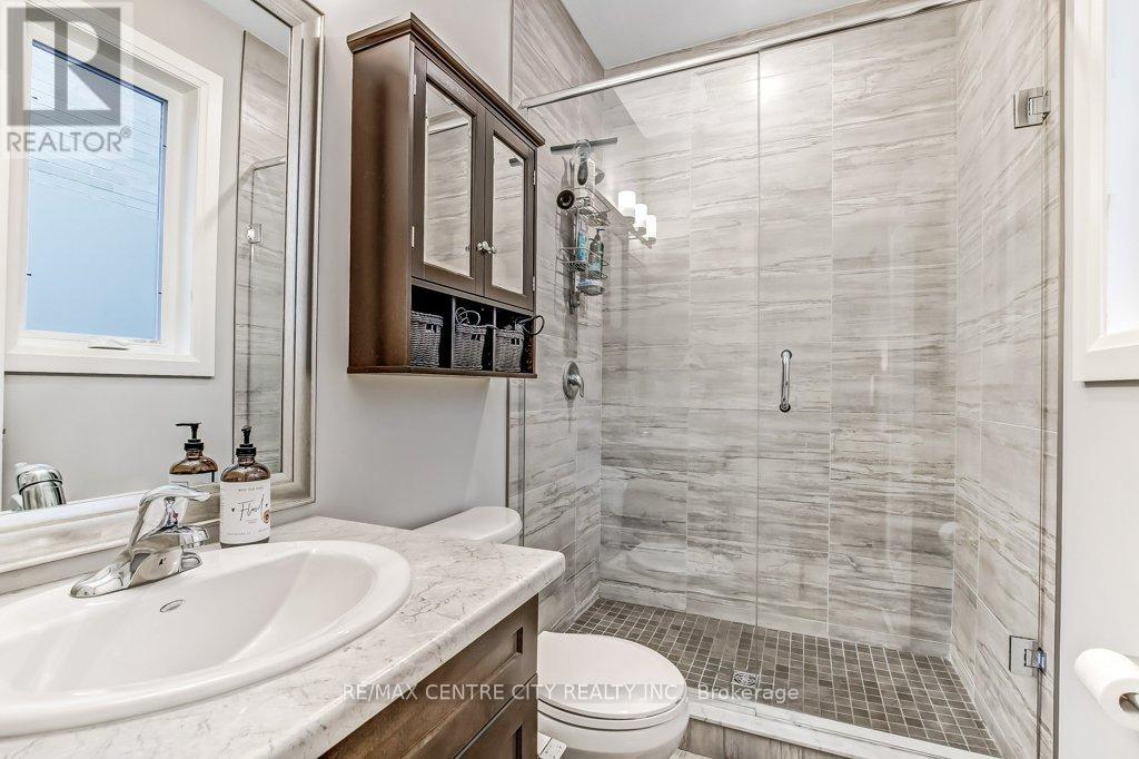 1625 Valhalla Street, London North, Ontario  N6G 0V2 - Photo 15 - X12970076