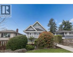 1425 WILLIAM AVENUE, North Vancouver, British Columbia