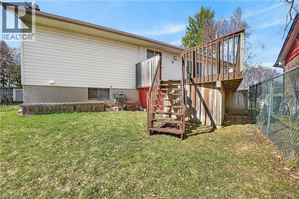 309 Daleside Place, Waterloo, Ontario  N2L 5M4 - Photo 40 - 40817224