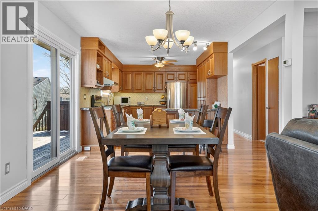 309 Daleside Place, Waterloo, Ontario  N2L 5M4 - Photo 16 - 40817224