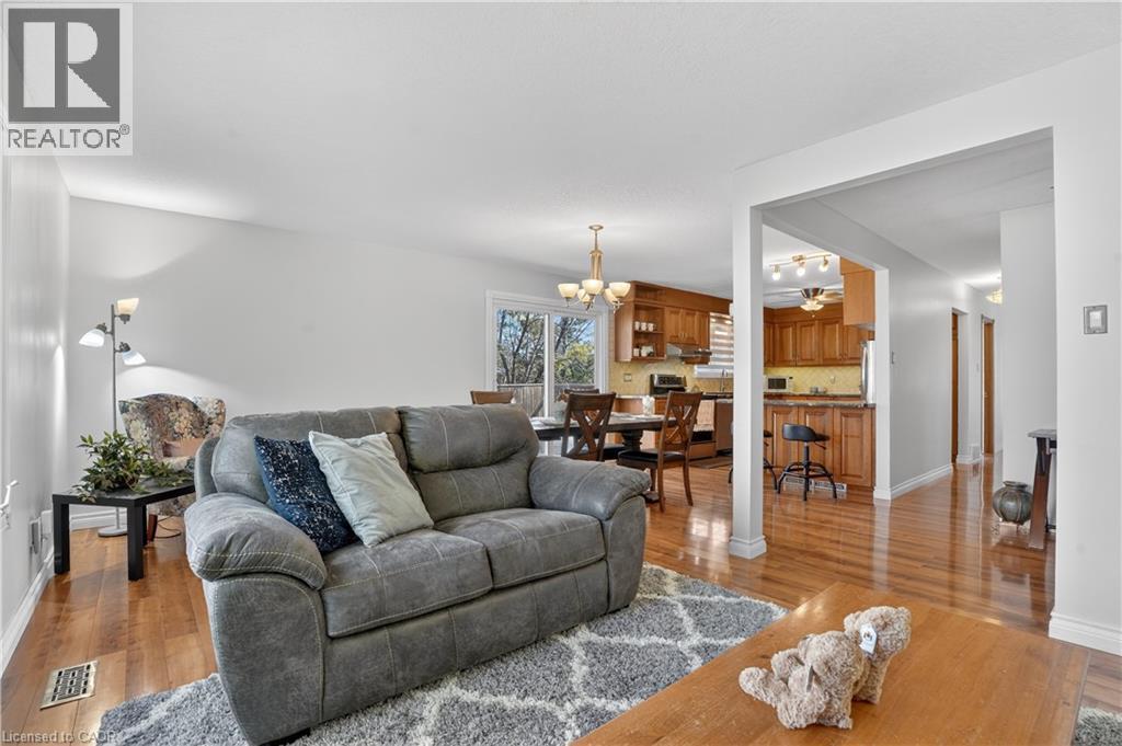 309 Daleside Place, Waterloo, Ontario  N2L 5M4 - Photo 17 - 40817224