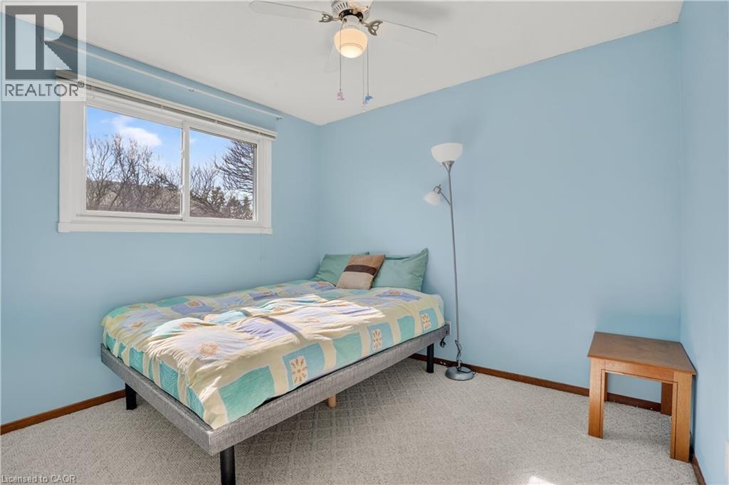 309 Daleside Place, Waterloo, Ontario  N2L 5M4 - Photo 22 - 40817224