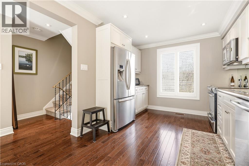 1528 Westminster Place, Burlington, Ontario  L7P 2B5 - Photo 4 - 40815697