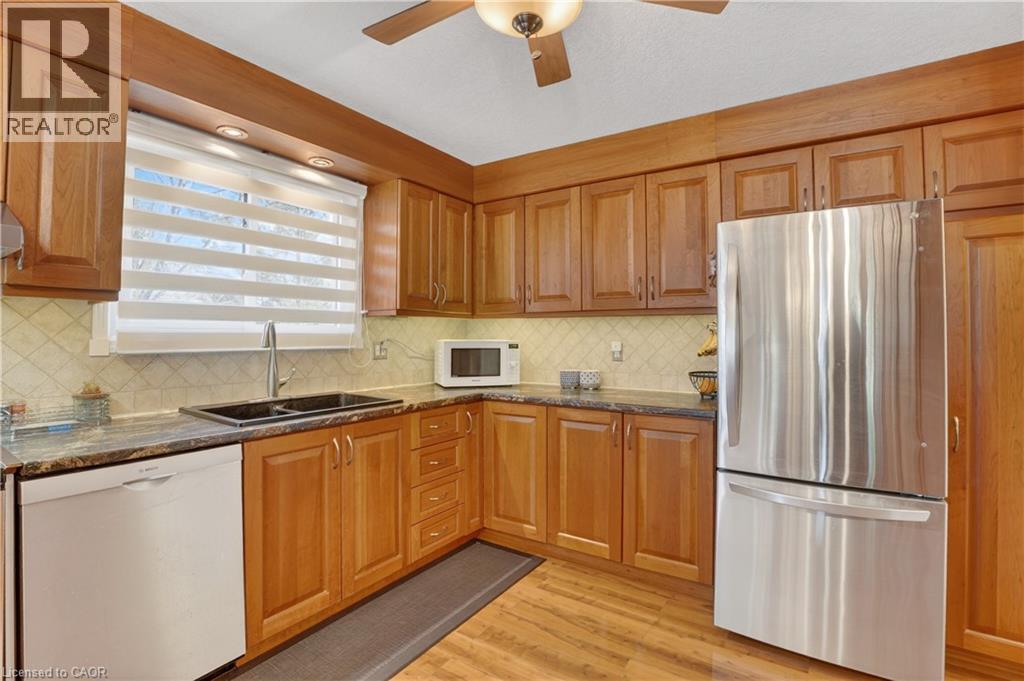 309 Daleside Place, Waterloo, Ontario  N2L 5M4 - Photo 13 - 40817224