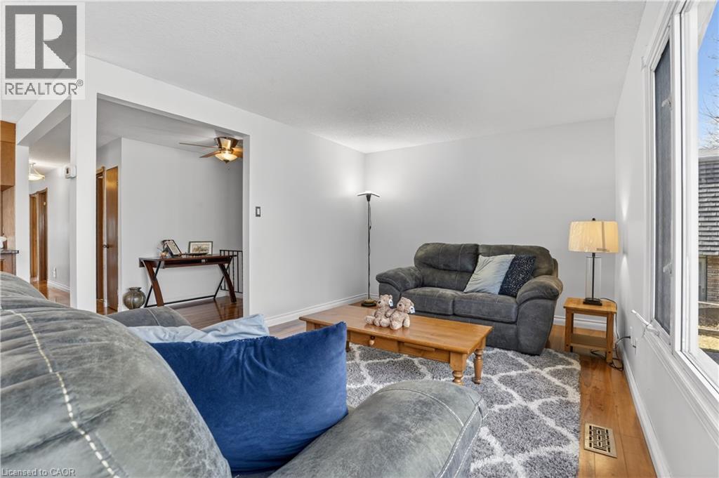 309 Daleside Place, Waterloo, Ontario  N2L 5M4 - Photo 18 - 40817224