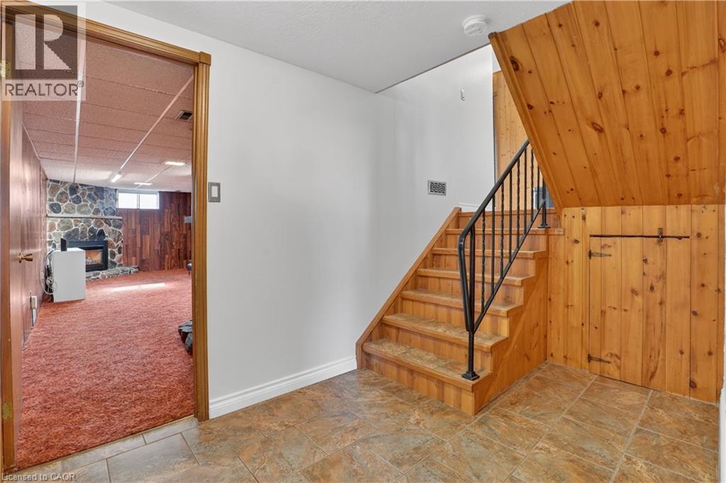 309 Daleside Place, Waterloo, Ontario  N2L 5M4 - Photo 28 - 40817224