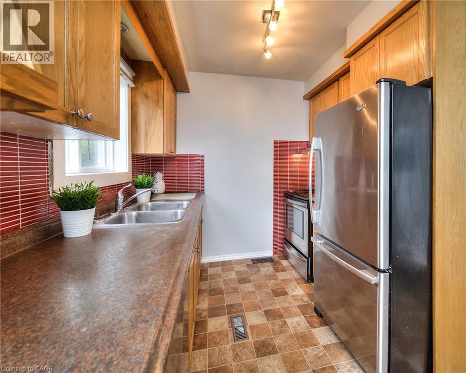 196 Walker Street, Cambridge, Ontario  N3C 2C2 - Photo 9 - 40817697