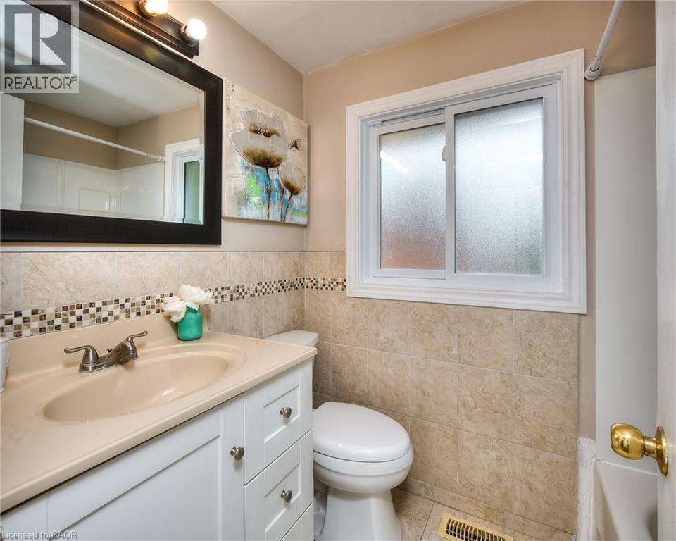 196 Walker Street, Cambridge, Ontario  N3C 2C2 - Photo 15 - 40817697