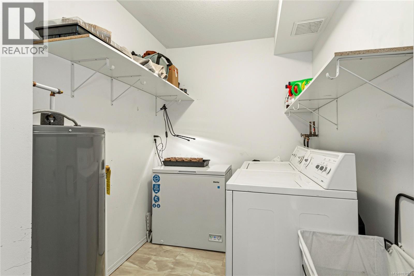 1f 690 Colwyn St, Campbell River, British Columbia  V9W 2X1 - Photo 15 - 1031212