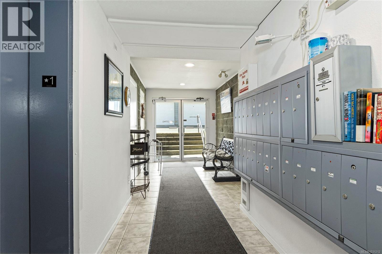 1f 690 Colwyn St, Campbell River, British Columbia  V9W 2X1 - Photo 19 - 1031212