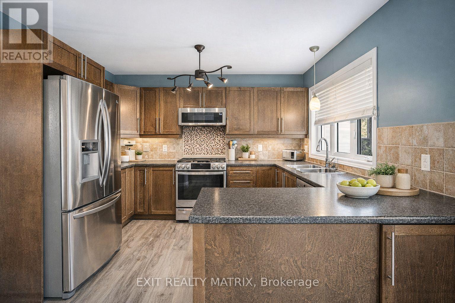 183 Filion Street, Russell, Ontario  K0A 1W0 - Photo 5 - X12969990