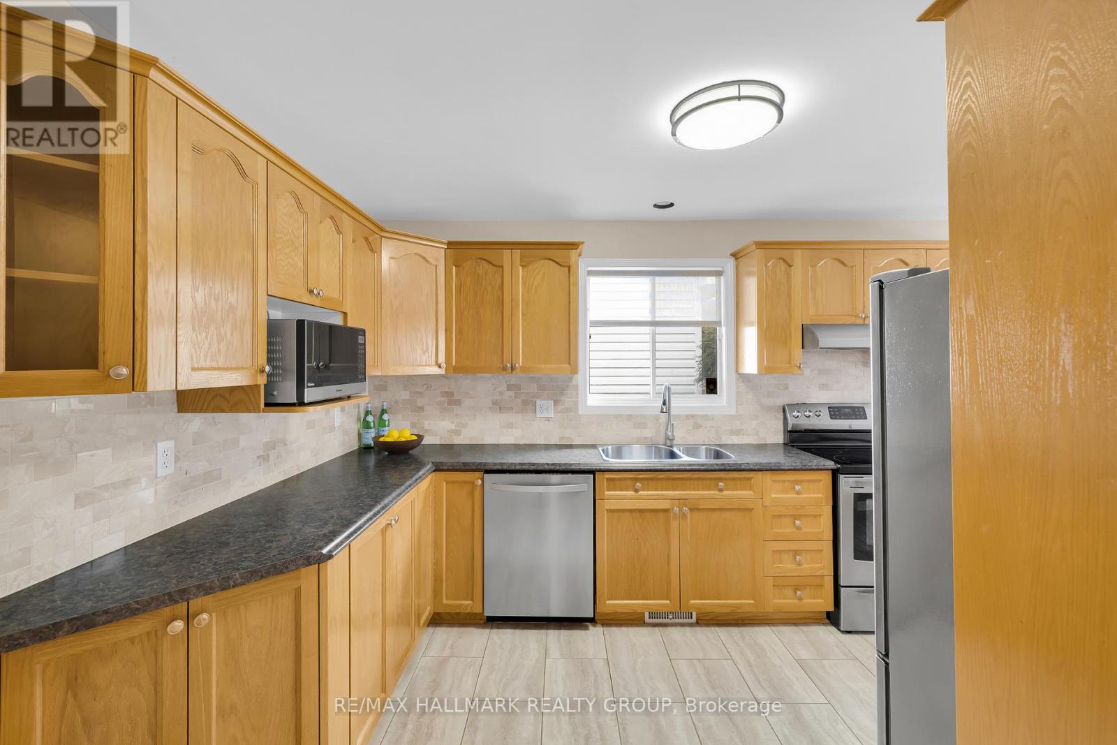 1931 La Chapelle Street, Ottawa, Ontario  K1C 6A1 - Photo 14 - X12970020