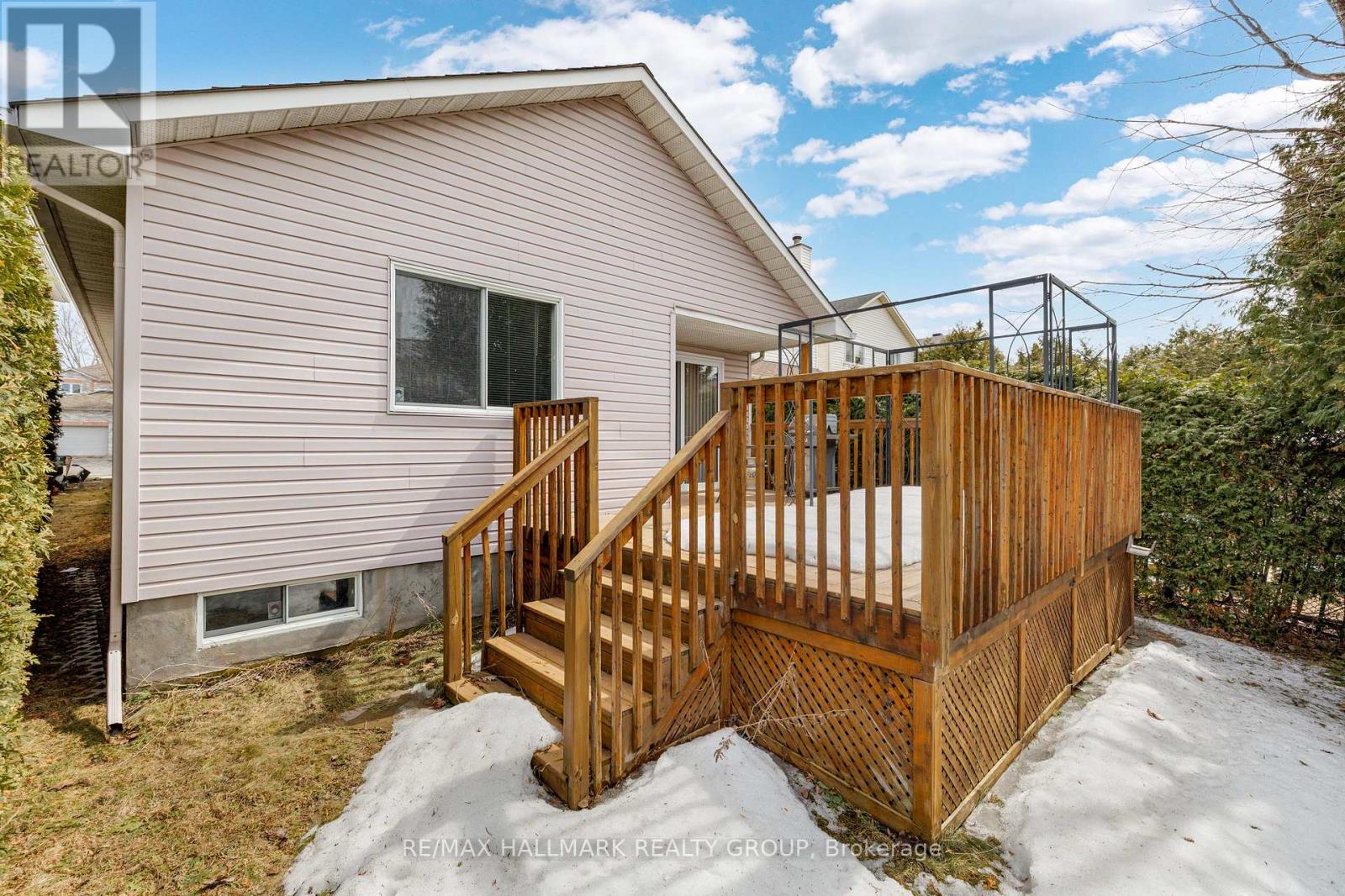 1931 La Chapelle Street, Ottawa, Ontario  K1C 6A1 - Photo 31 - X12970020