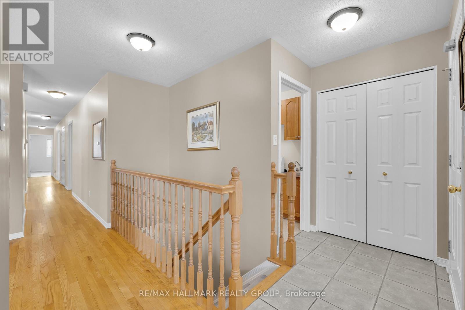 1931 La Chapelle Street, Ottawa, Ontario  K1C 6A1 - Photo 4 - X12970020