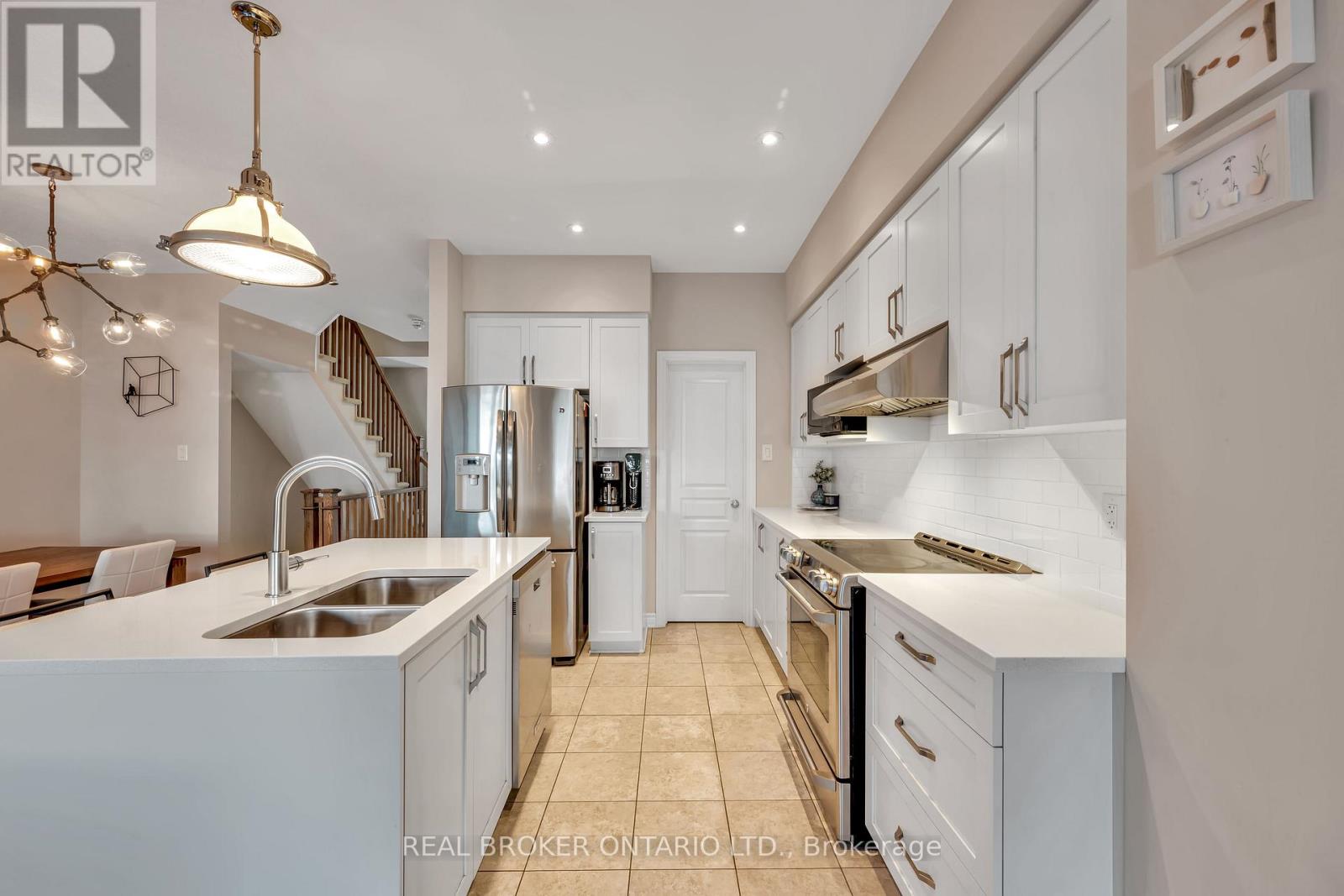 291 Shinleaf Crescent, Ottawa, Ontario  K1W 0J2 - Photo 14 - X12970142