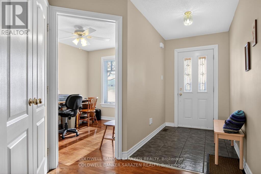 9 Fieldcrest Avenue, Ottawa, Ontario  K2J 4W7 - Photo 4 - X12970184