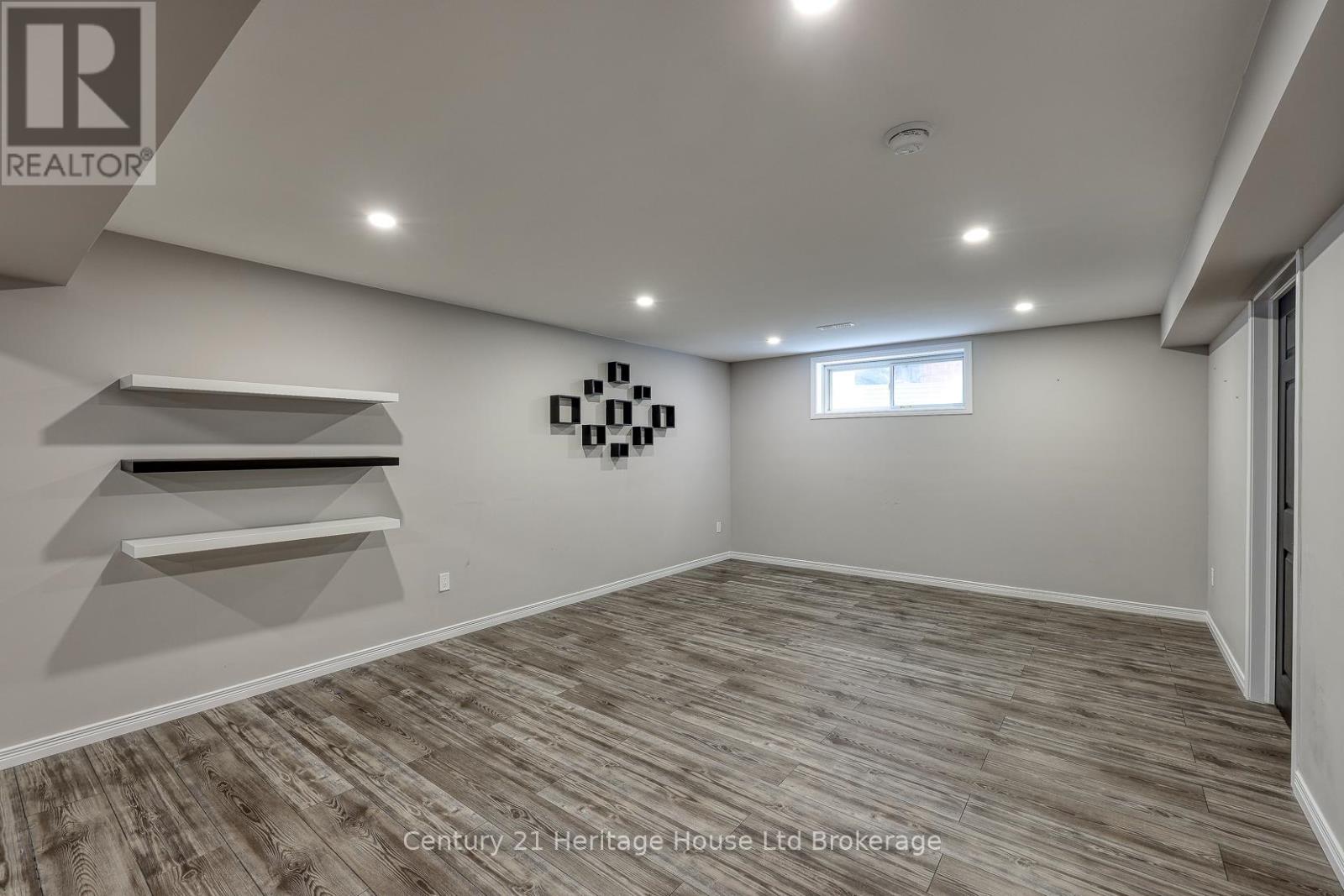 427 Champlain Avenue, Woodstock, Ontario  N4V 0B3 - Photo 36 - X12827446