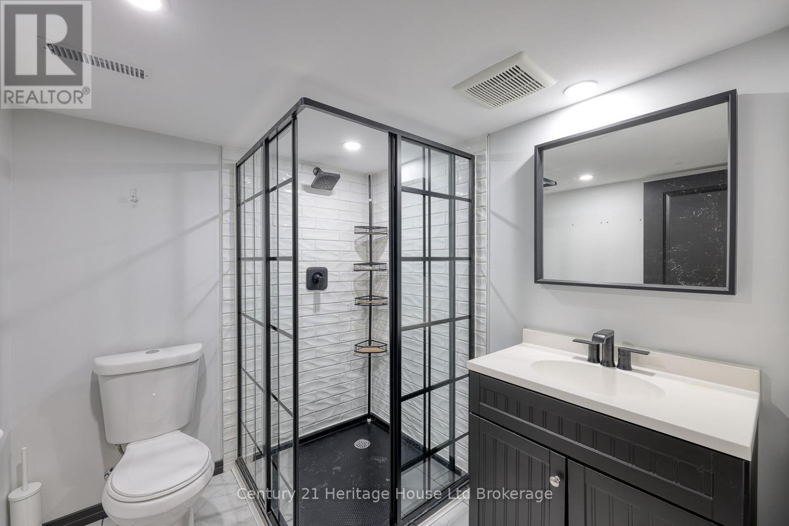 427 Champlain Avenue, Woodstock, Ontario  N4V 0B3 - Photo 38 - X12827446