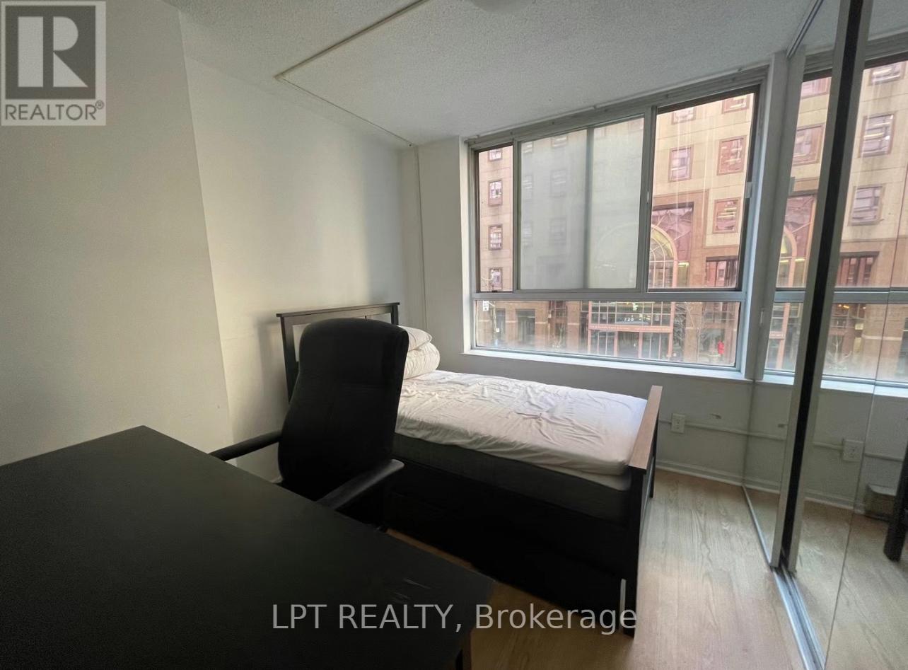 306 - 717 Bay Street, Toronto, Ontario  M5G 2J9 - Photo 4 - C12969760