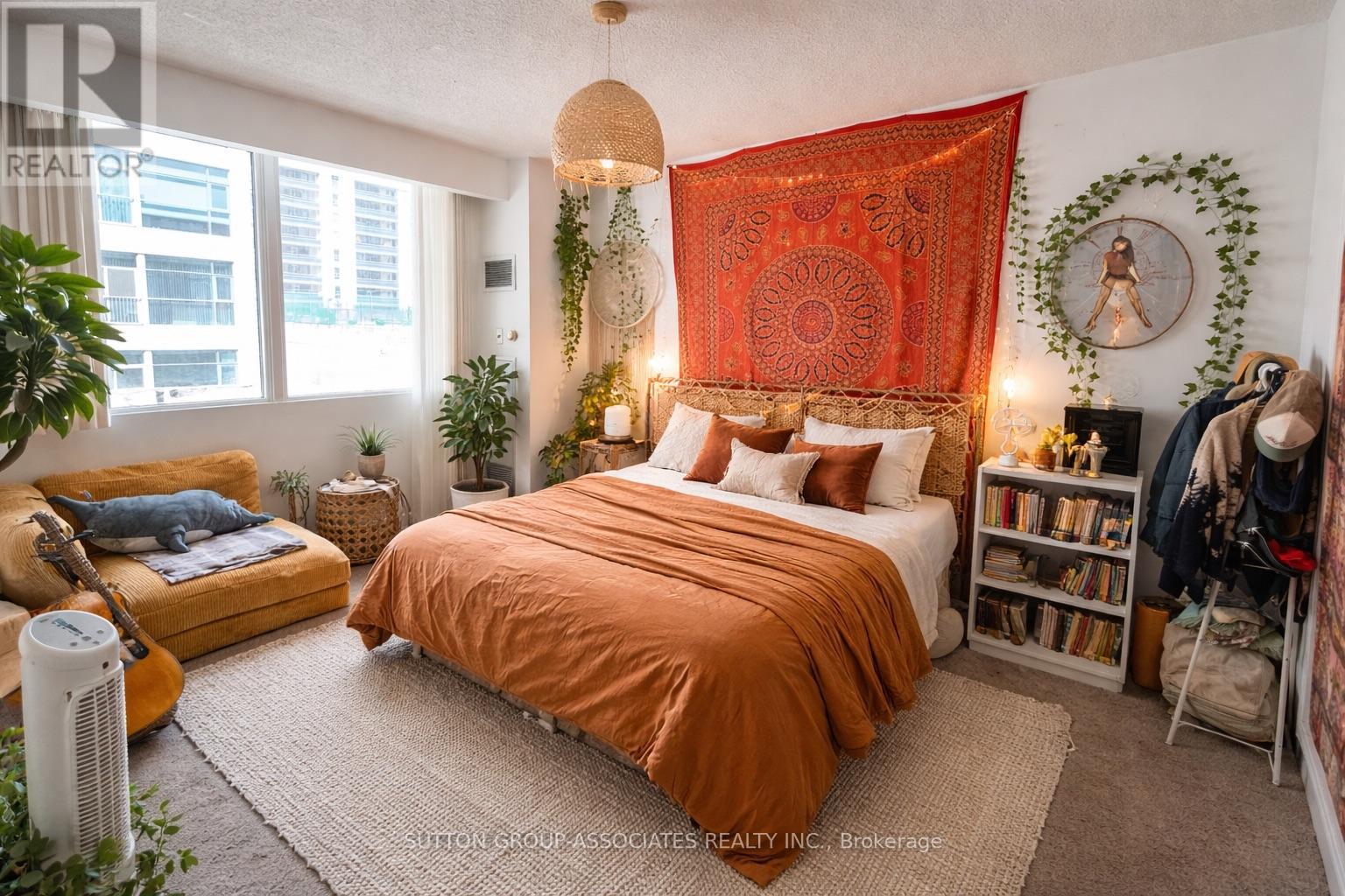 406 - 555 Yonge Street, Toronto, Ontario  M4Y 3A6 - Photo 5 - C12968898