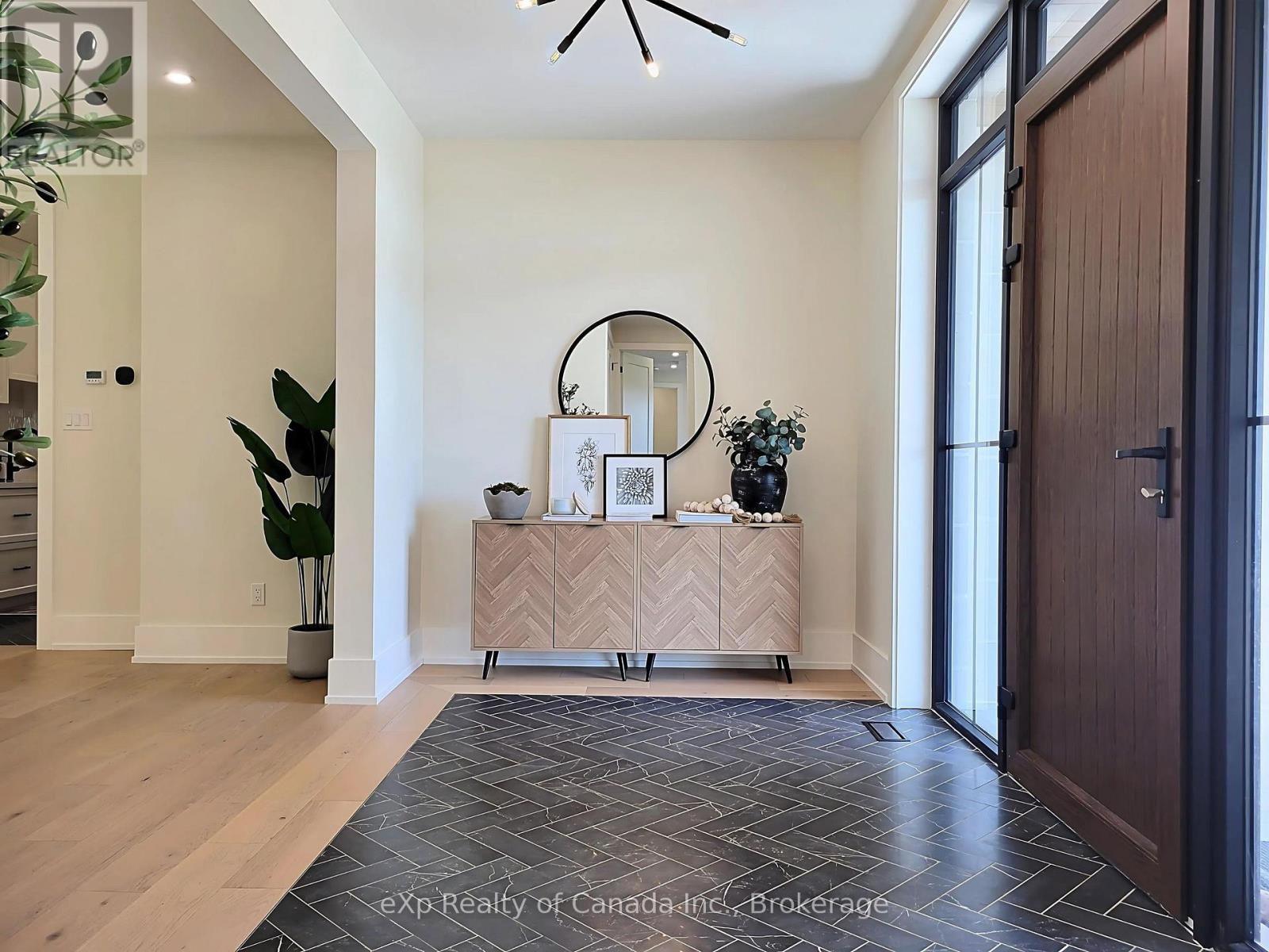 33 August Crescent, Norwich, Ontario  N0J 1R0 - Photo 12 - X12970056