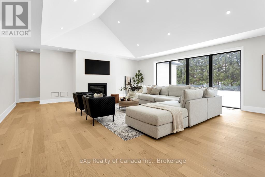 33 August Crescent, Norwich, Ontario  N0J 1R0 - Photo 14 - X12970056