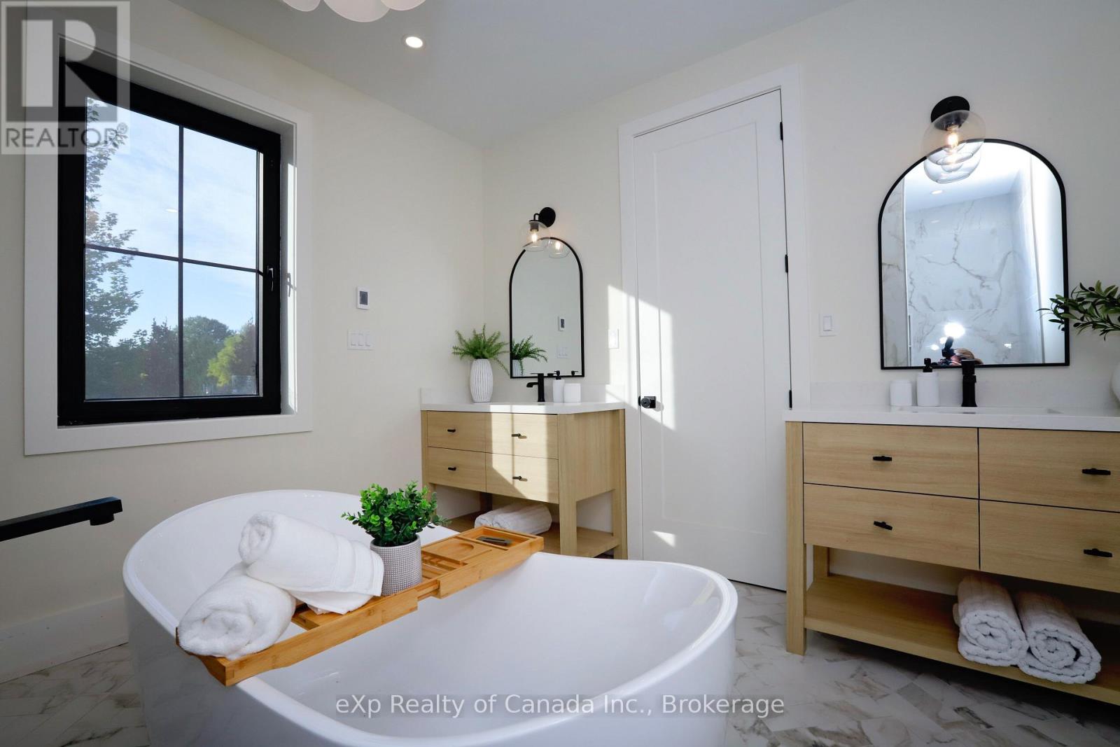 33 August Crescent, Norwich, Ontario  N0J 1R0 - Photo 29 - X12970056