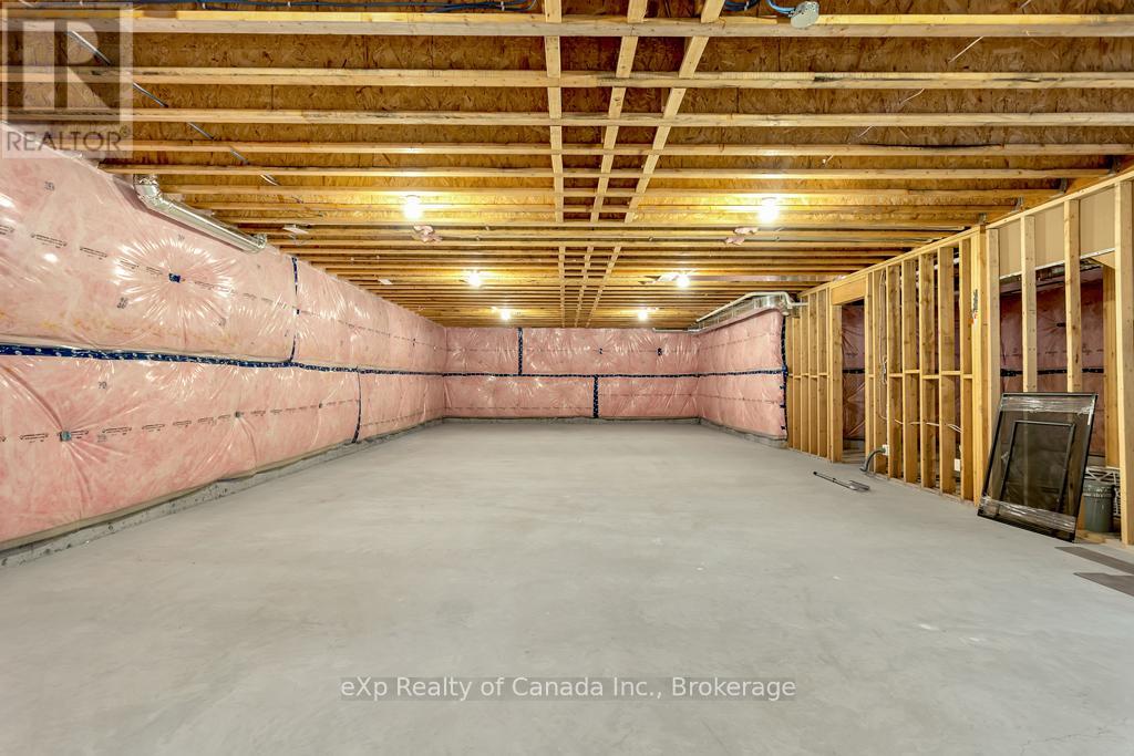 33 August Crescent, Norwich, Ontario  N0J 1R0 - Photo 37 - X12970056