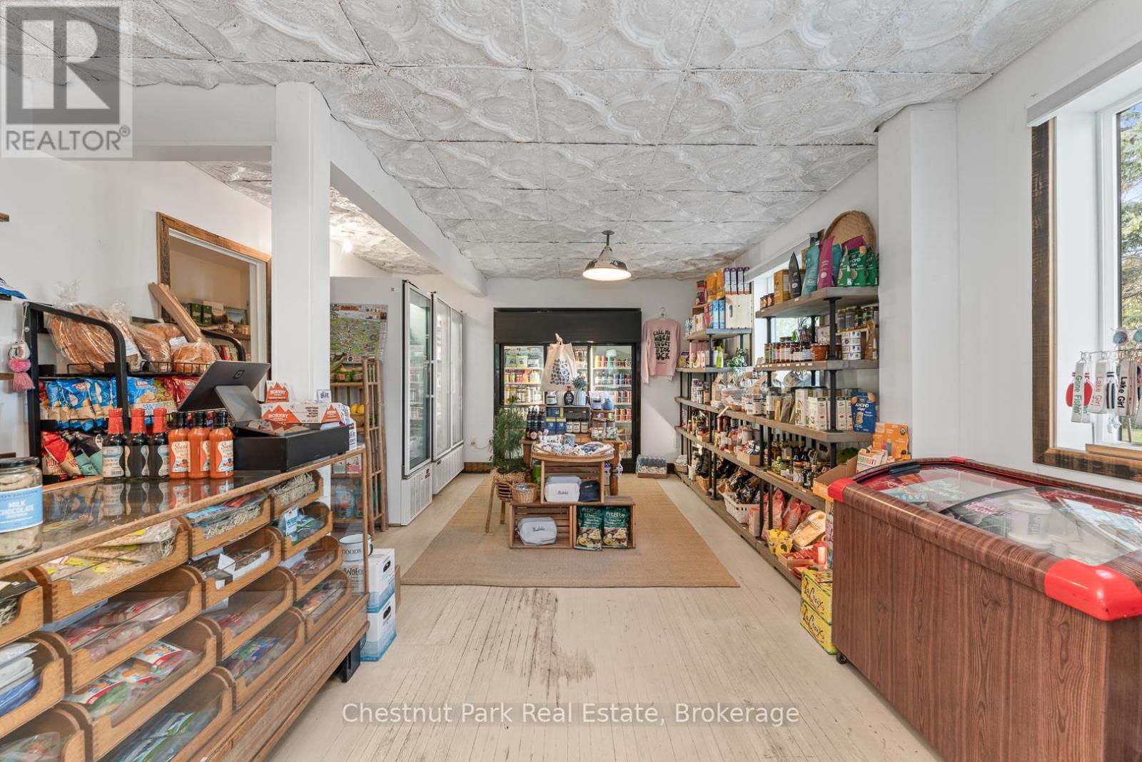 2642 Muskoka 169 Road, Muskoka Lakes, Ontario  P0C 1M0 - Photo 10 - X12970006