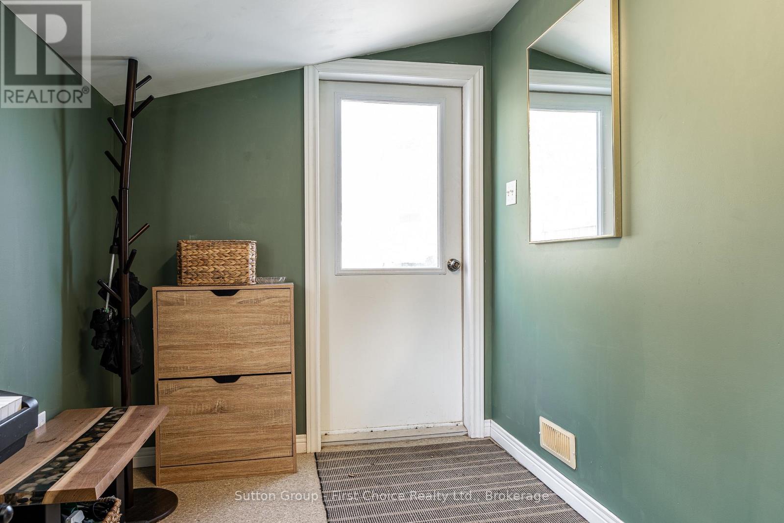 60 Jones Street, Stratford, Ontario N5A 6G7 - Photo 24 - X12970100