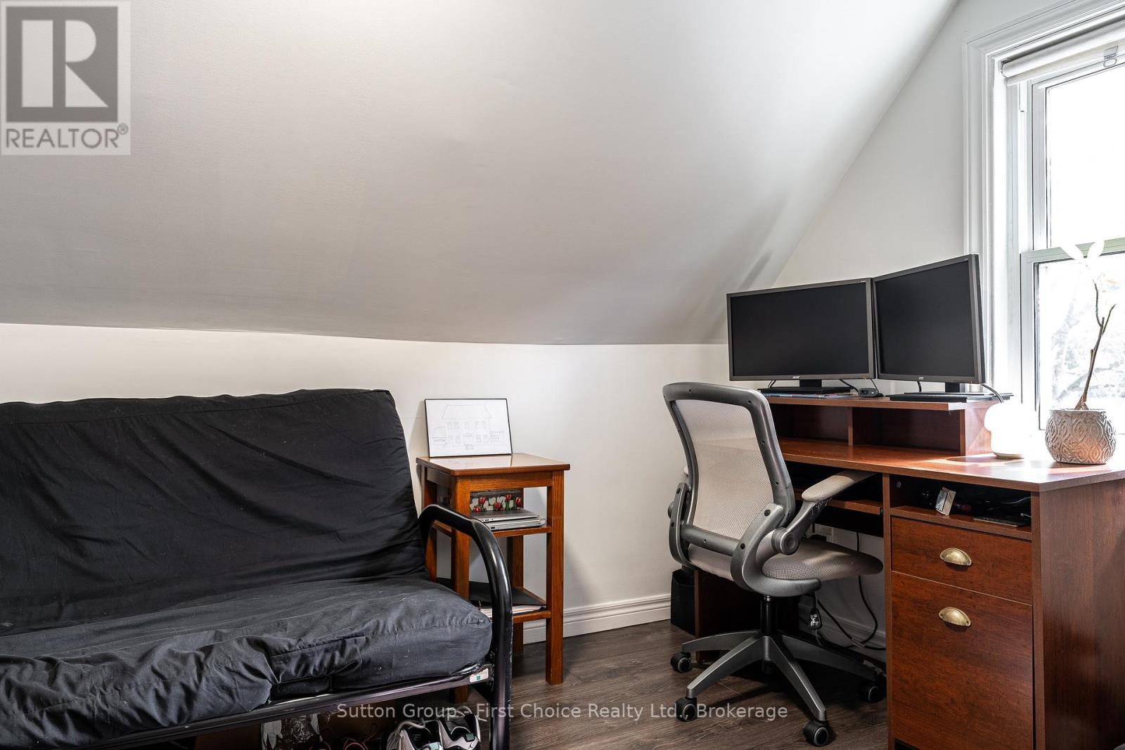 60 Jones Street, Stratford, Ontario N5A 6G7 - Photo 27 - X12970100