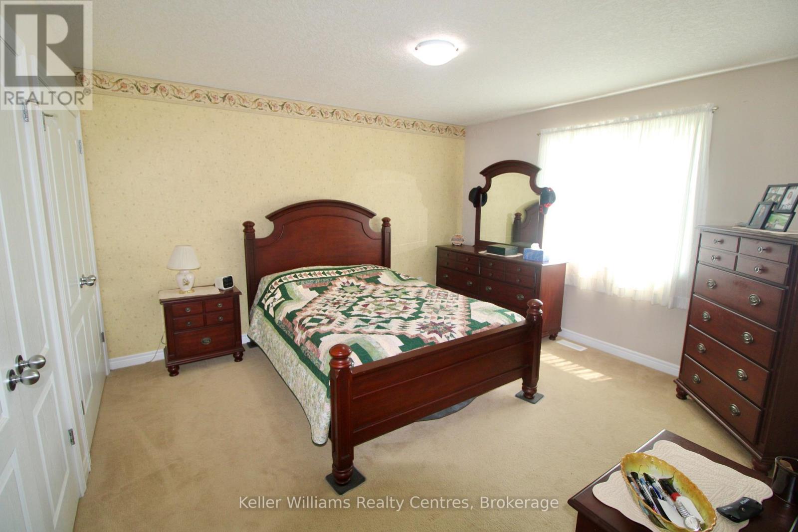 275 South Street E, West Grey, Ontario N0G 2V0 - Photo 13 - X12970112