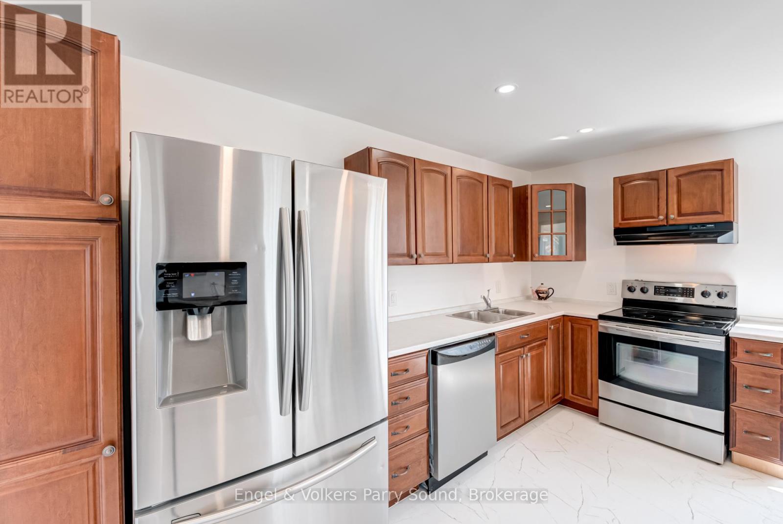 1 Holland Avenue, Parry Sound Remote Area, Ontario  P0G 1B0 - Photo 7 - X12970144