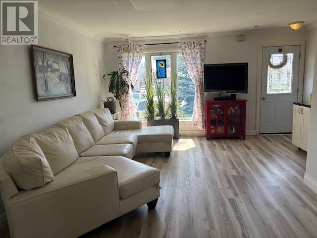 18 Alden Rd, Sault Ste. Marie, Ontario  P6C 5V3 - Photo 3 - SM260283