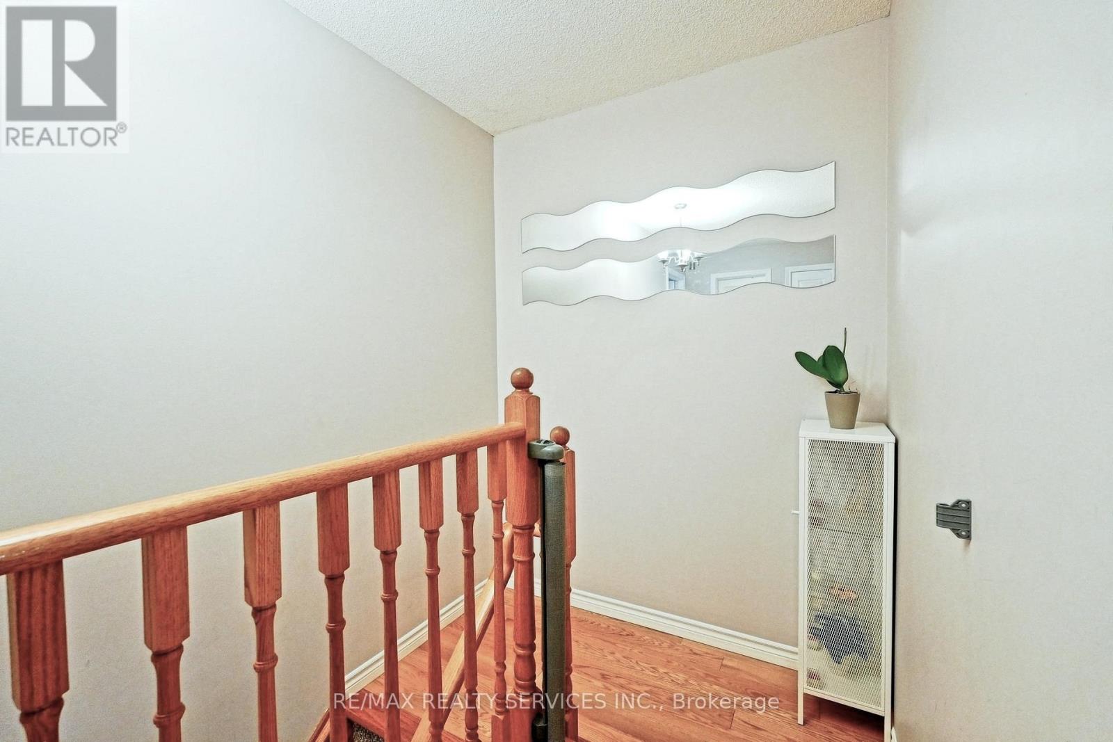 32 Ashdale Road, Brampton, Ontario  L6Y 5M7 - Photo 21 - W12955484