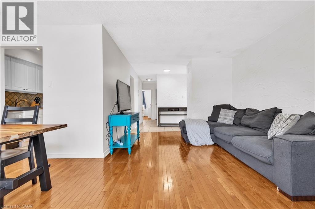 148 Gordon Drummond Avenue, Hamilton, Ontario  L8J 1G3 - Photo 13 - 40818454