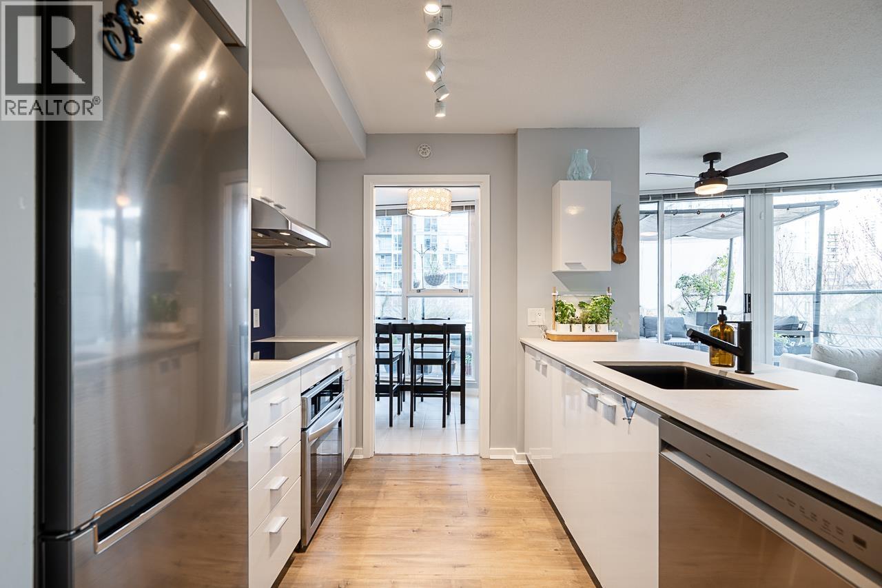 503 602 Citadel Parade, Vancouver, British Columbia  V6B 1X2 - Photo 3 - R3108287