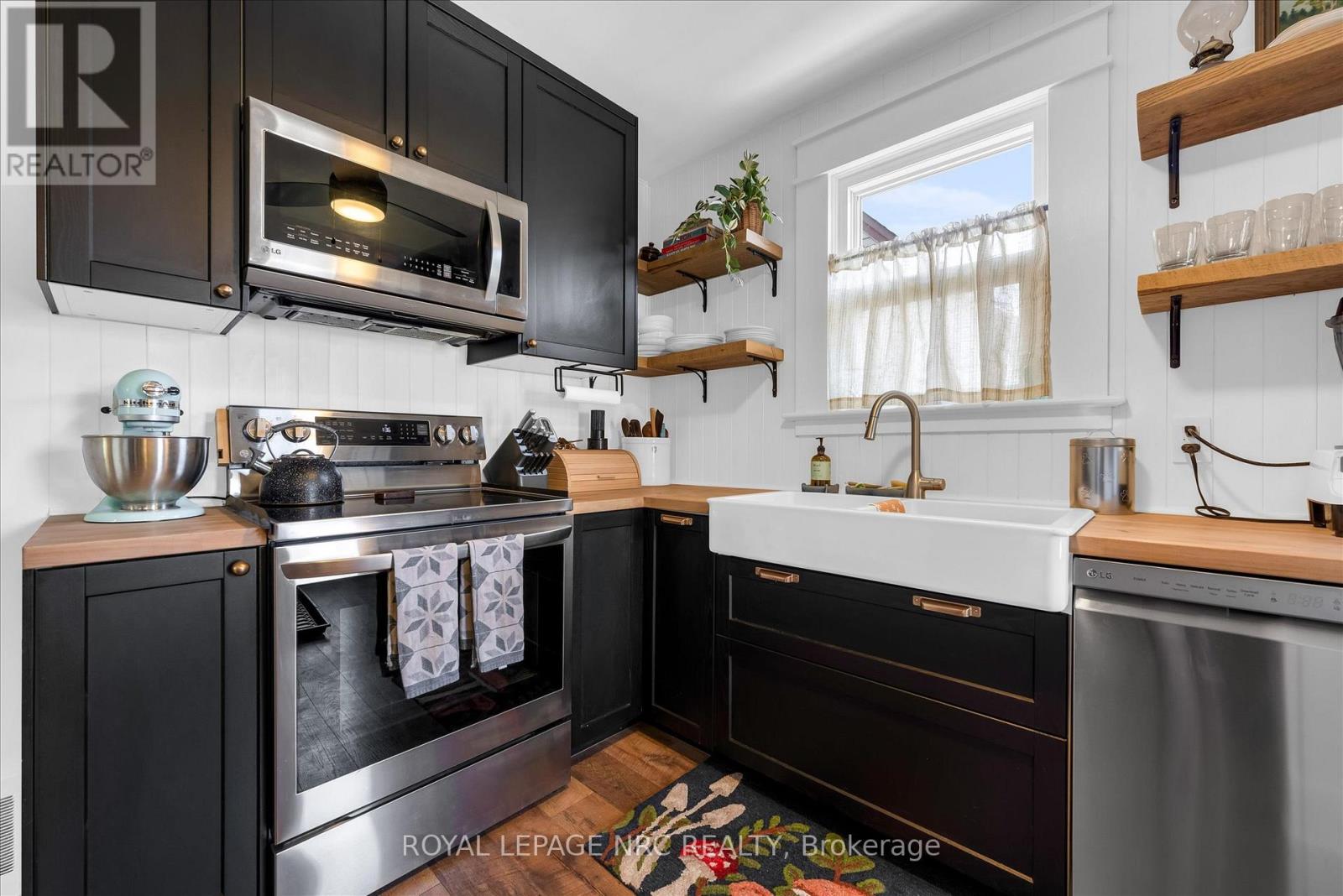 16 Mcdonald Avenue, Thorold, Ontario  L2V 3E6 - Photo 11 - X12970058