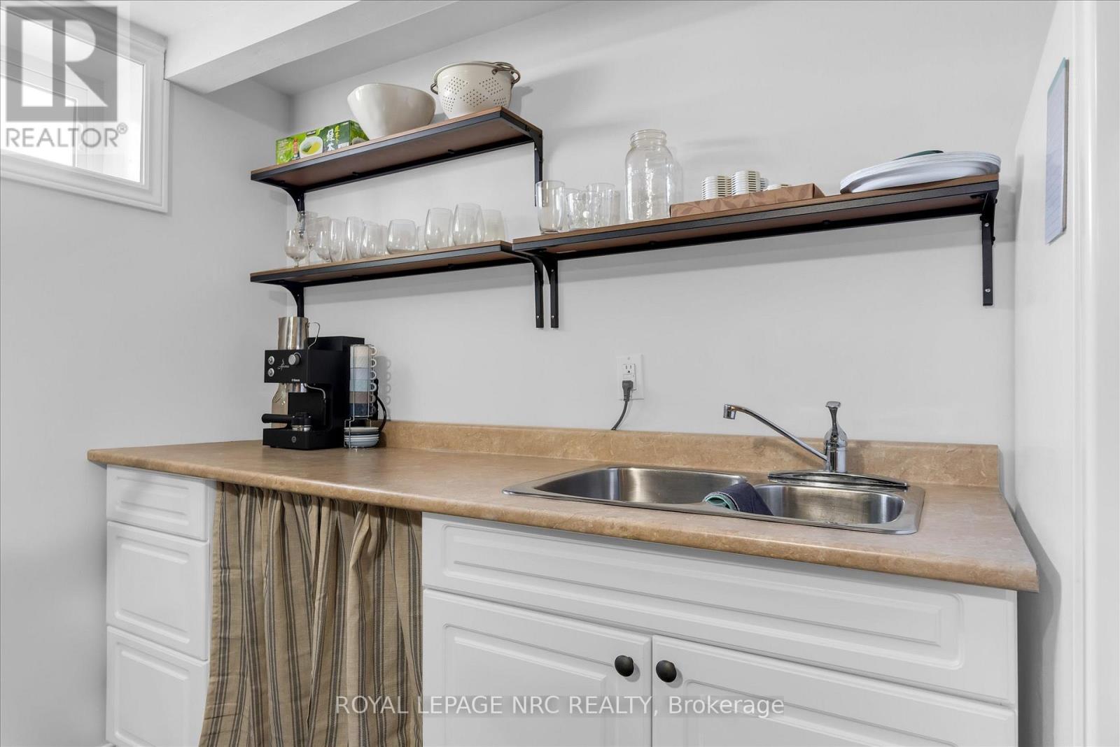 16 Mcdonald Avenue, Thorold, Ontario  L2V 3E6 - Photo 23 - X12970058