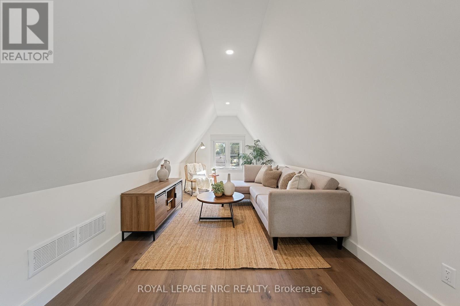 4062 Glenspring Road, Fort Erie, Ontario  L0S 1B0 - Photo 27 - X12970080