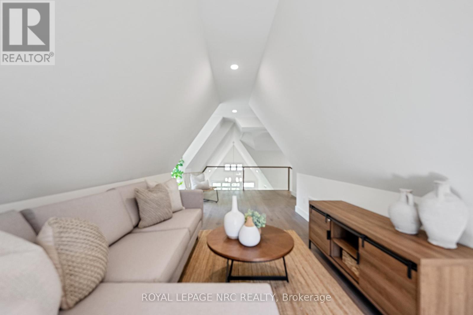 4062 Glenspring Road, Fort Erie, Ontario  L0S 1B0 - Photo 30 - X12970080