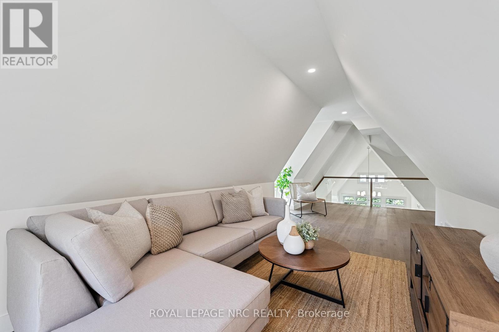 4062 Glenspring Road, Fort Erie, Ontario  L0S 1B0 - Photo 31 - X12970080